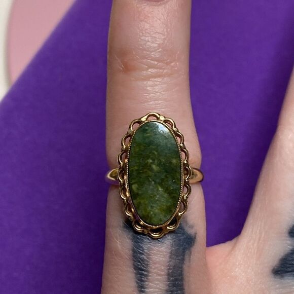 💛 Mid Century 10k Yellow Gold Jade Ring - Picture 4 of 6